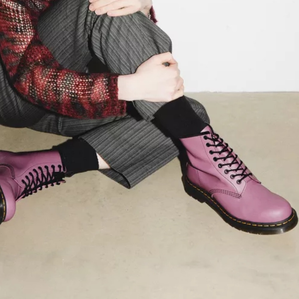 Dr Martens 31580 Purple Lace-Up Boots Size 10